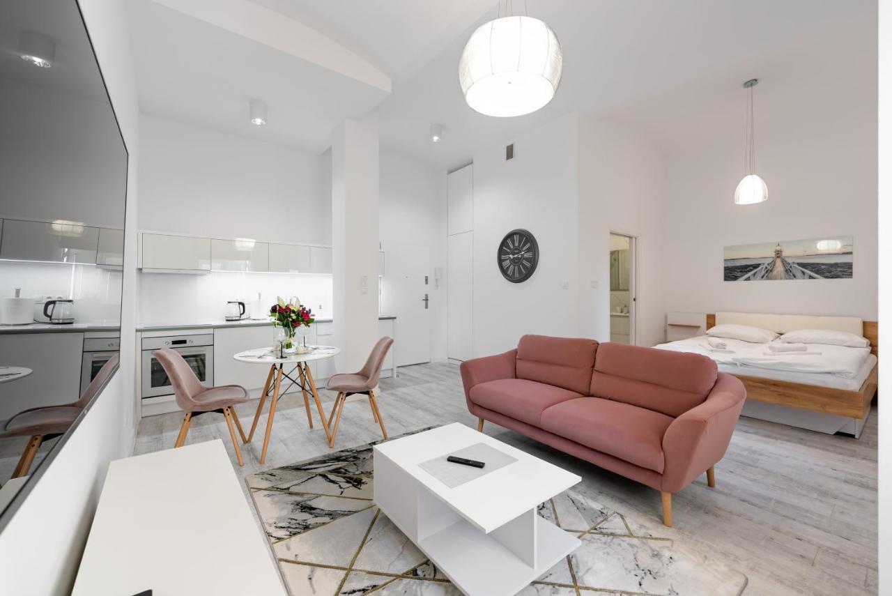 Apartamenty Centrum Nowoczesny Design - Dream Apart Bielsko-Biała Exteriör bild