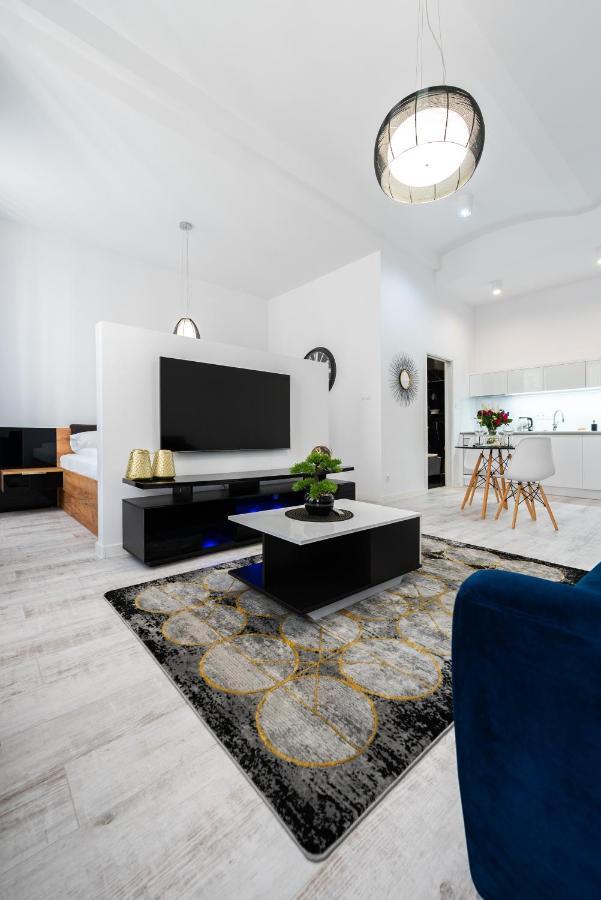 Apartamenty Centrum Nowoczesny Design - Dream Apart Bielsko-Biała Exteriör bild