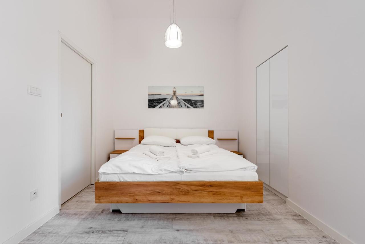 Apartamenty Centrum Nowoczesny Design - Dream Apart Bielsko-Biała Exteriör bild