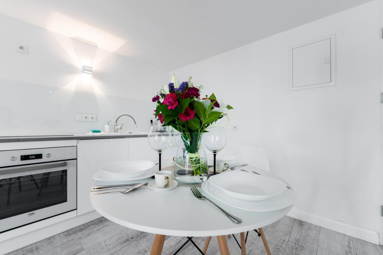 Apartamenty Centrum Nowoczesny Design - Dream Apart Bielsko-Biała Exteriör bild